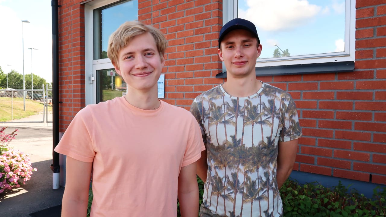 Ivar och Linus stämplar ut för sommaren