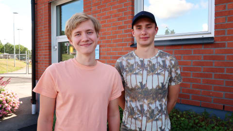 Ivar och Linus stämplar ut för sommaren